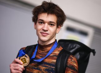 Дикиджи и три российские пары стали запасными на Гран-при ISU Дикиджи и три российские пары стали запасными на Гран-при ISU