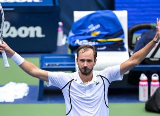 Даниил Медведев вышел в четвертый круг US Open Даниил Медведев вышел в четвертый круг US Open