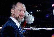 Экс-защитник «Металлурга» Атюшов оценил шансы клуба дойти до финала Кубка Гагарина Экс-защитник «Металлурга» Атюшов оценил шансы клуба дойти до финала Кубка Гагарина