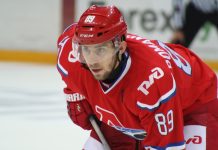 «Локомотив» заключил полноценное соглашение с нападающим Романцевым