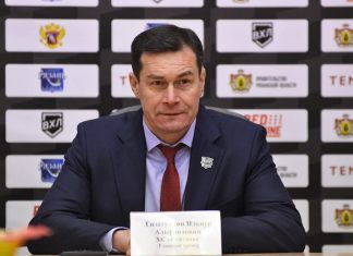 Ильнур Гизатуллин оценил турнирное положение ярославского «Локомотива» Ильнур Гизатуллин оценил турнирное положение ярославского «Локомотива»