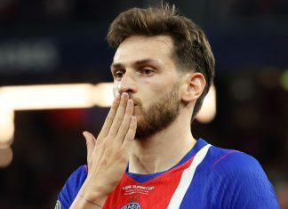 ПСЖ продлит контракт с Кварацхелией до 2032 года ПСЖ продлит контракт с Кварацхелией до 2032 года