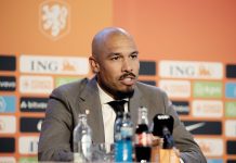 Найджел де Йонг продлил контракт с KNVB Найджел де Йонг продлил контракт с KNVB