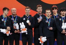 Российские гимнасты вернулись с чемпионата мира Российские гимнасты вернулись с чемпионата мира