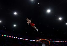 Россия лидирует в квалификации командного многоборья на ЧМ Россия лидирует в квалификации командного многоборья на ЧМ