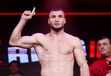 Имам Хатаев нокаутировал Маккрори в первом раунде Имам Хатаев нокаутировал Маккрори в первом раунде