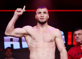 Имам Хатаев нокаутировал Маккрори в первом раунде Имам Хатаев нокаутировал Маккрори в первом раунде