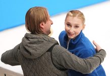 Муравьева вернулась к тренеру Евгению Плющенко Муравьева вернулась к тренеру Евгению Плющенко