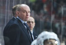Каменский усомнился в увольнении Ларионова из СКА Каменский усомнился в увольнении Ларионова из СКА