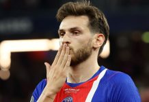 Жена Кварацхелии поддержала игрока ПСЖ после травмы Жена Кварацхелии поддержала игрока ПСЖ после травмы