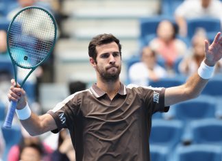 Хачанов вышел в четвертьфинал турнира ATP в Пекине Хачанов вышел в четвертьфинал турнира ATP в Пекине