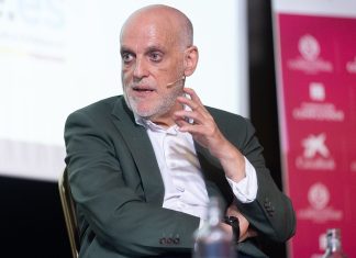 CSD рассматривает отстранение Тебаса после конфликта с «Реалом» CSD рассматривает отстранение Тебаса после конфликта с «Реалом»