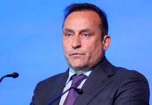 FIS одобрила нейтральный статус 19 россиянам FIS одобрила нейтральный статус 19 россиянам