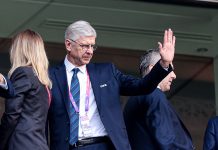 Арсен Венгер посетил матч России и Афганистана Арсен Венгер посетил матч России и Афганистана