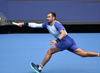 Сафиуллин победил Хиджикату на Masters в Шанхае Сафиуллин победил Хиджикату на Masters в Шанхае