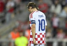 Модрич извинился за разгром Хорватии от Англии Модрич извинился за разгром Хорватии от Англии