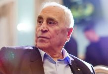 Кавазашвили заявил о невозможности жить на пенсию в 30 тысяч рублей Кавазашвили заявил о невозможности жить на пенсию в 30 тысяч рублей