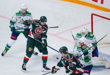 «Салават Юлаев» проиграл «Ак Барсу» в «зелёном дерби» «Салават Юлаев» проиграл «Ак Барсу» в «зелёном дерби»