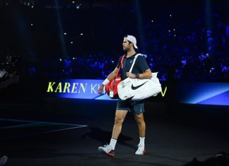 Хачанов вышел во второй круг турнира ATP в Алматы
