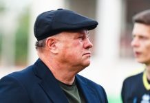 Тренер нецензурно выругался после удаления в матче чемпионата Белоруссии Тренер нецензурно выругался после удаления в матче чемпионата Белоруссии